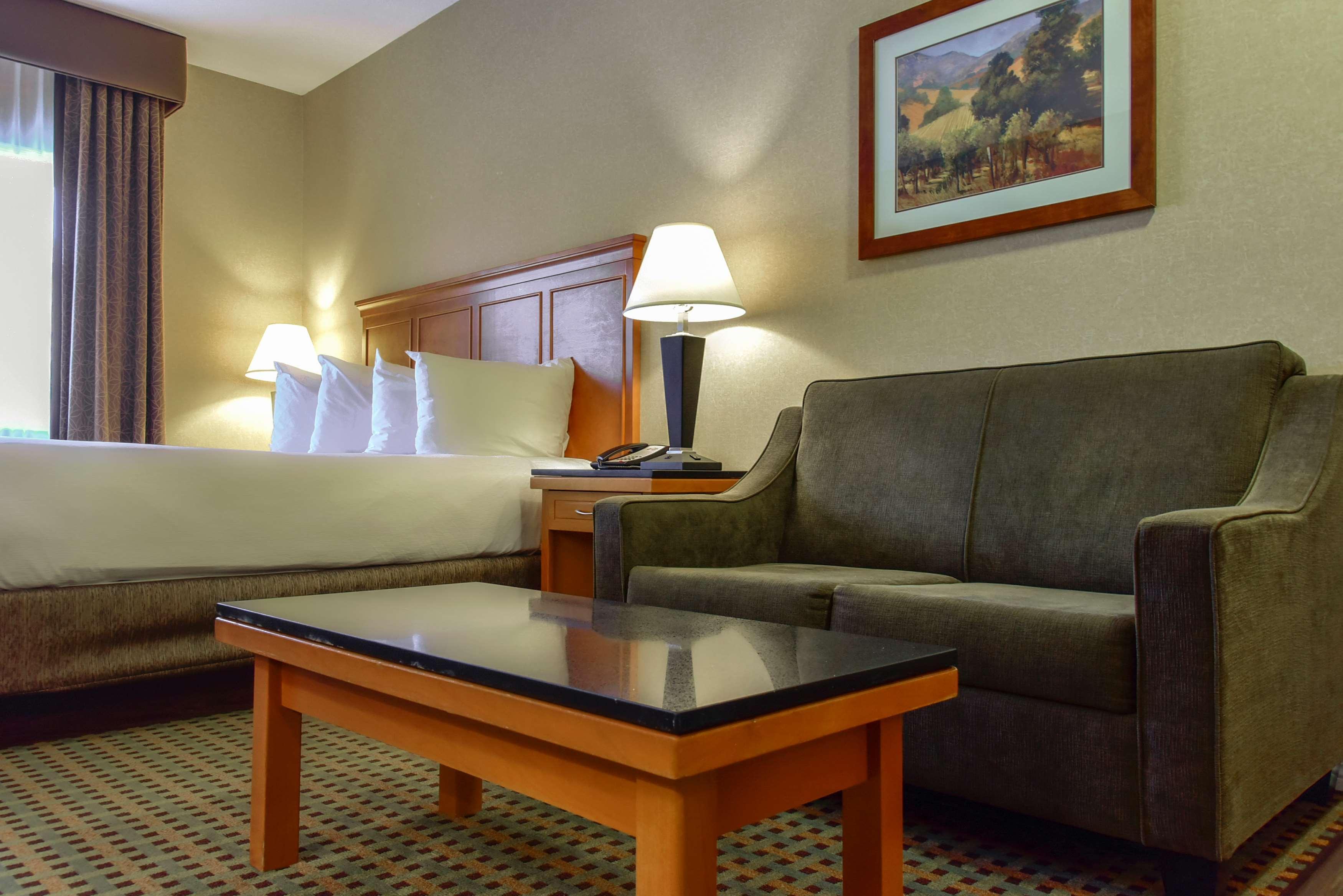 Best Western Plus Osoyoos Hotel & Suites Экстерьер фото